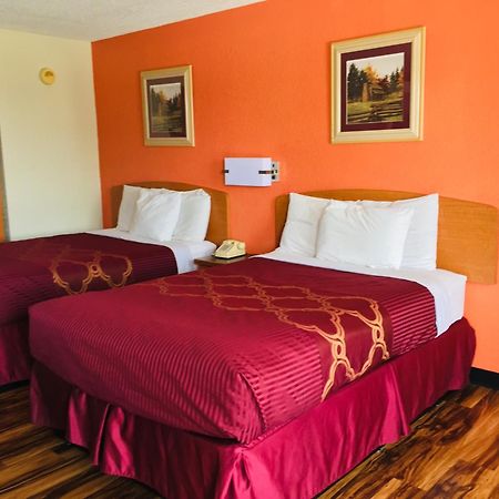 Bear Mount Inn & Suites Pigeon Forge Ruang foto