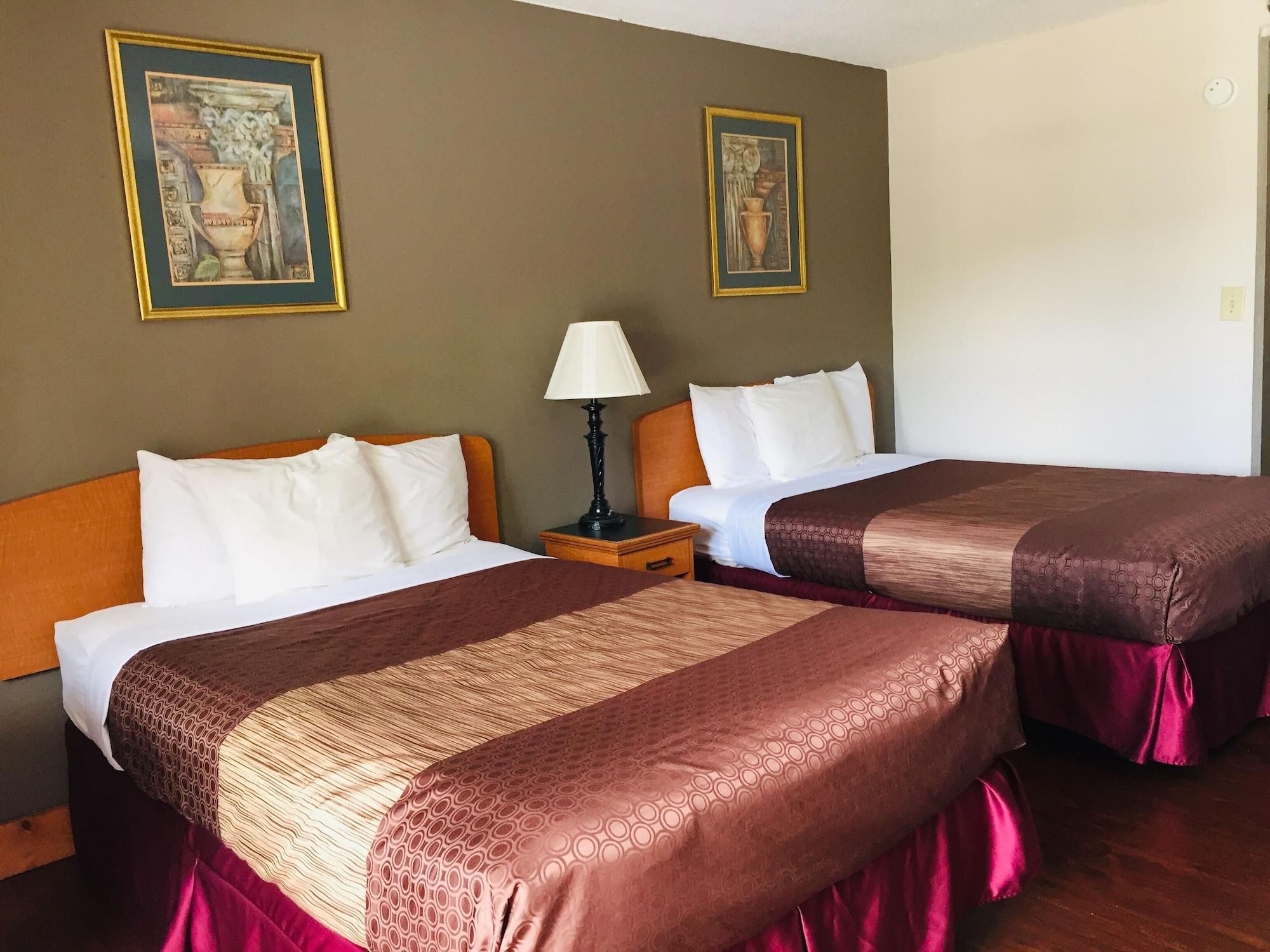 Bear Mount Inn & Suites Pigeon Forge Bagian luar foto