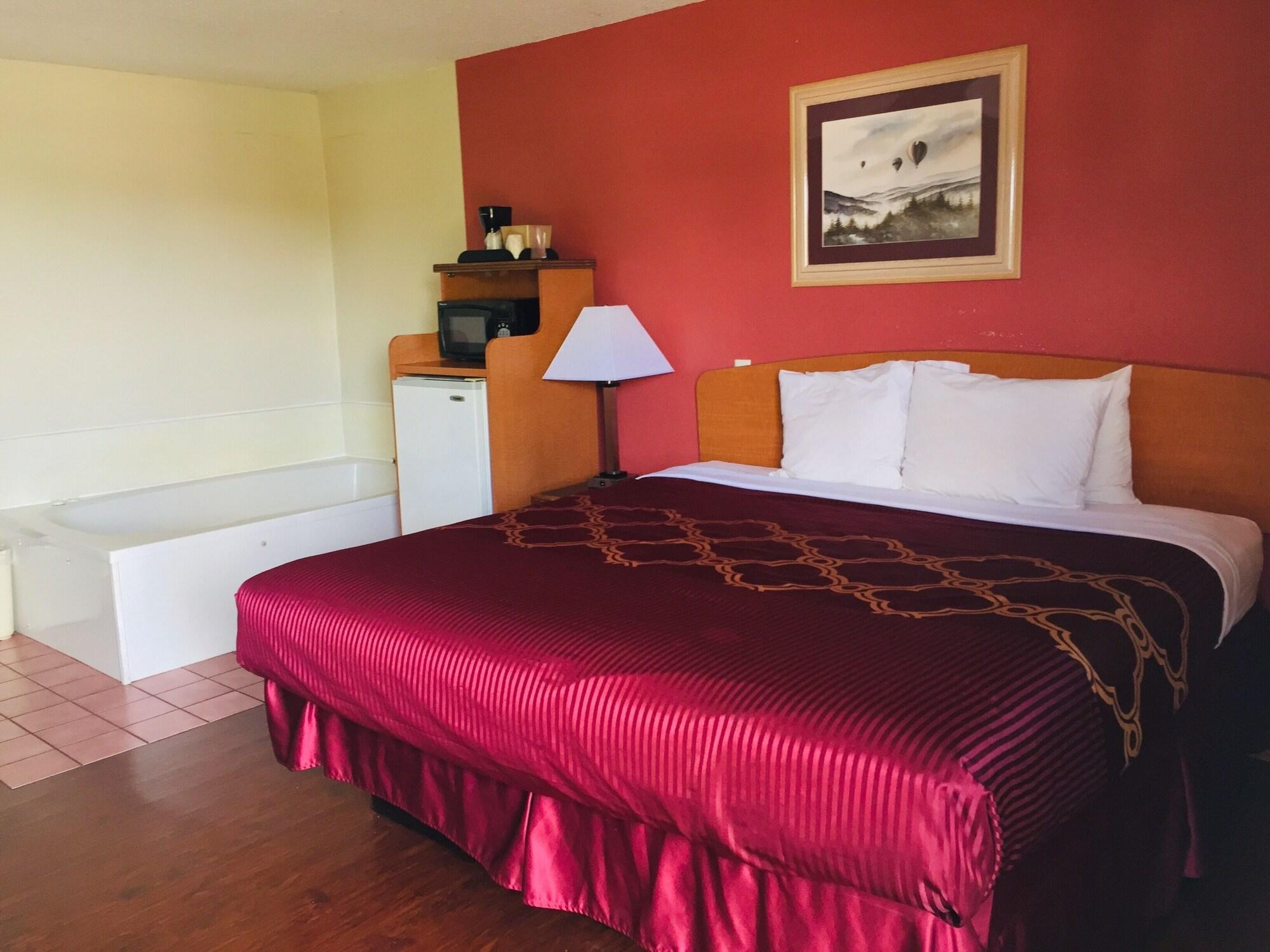Bear Mount Inn & Suites Pigeon Forge Bagian luar foto